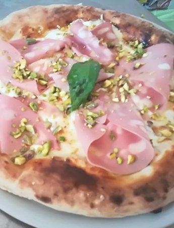 Antica Pizzeria Napoletana La Maddalena